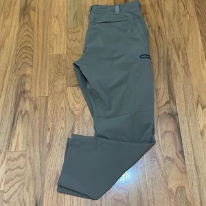 REI Men’s Brown Hiking Pants 36 x 30 Cargo Zip Pockets Cuff Pull Ties Comfort
